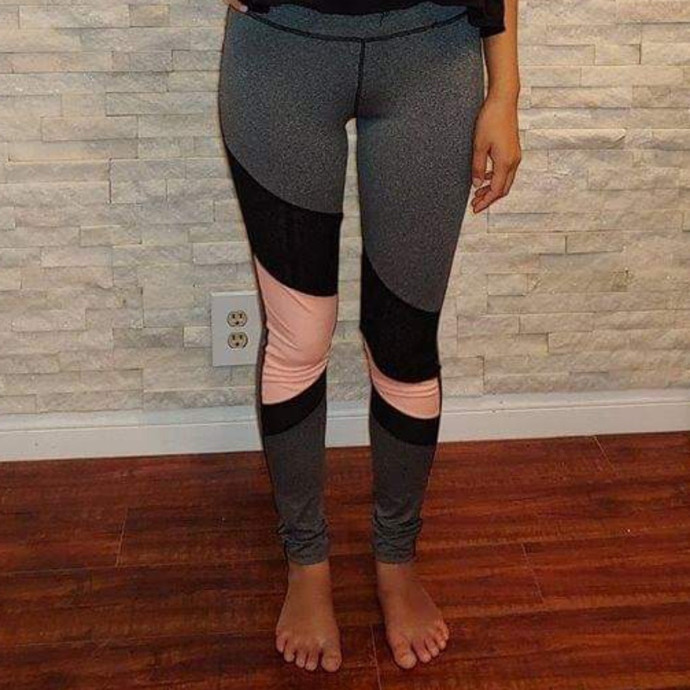 Athletic workout leggings pants